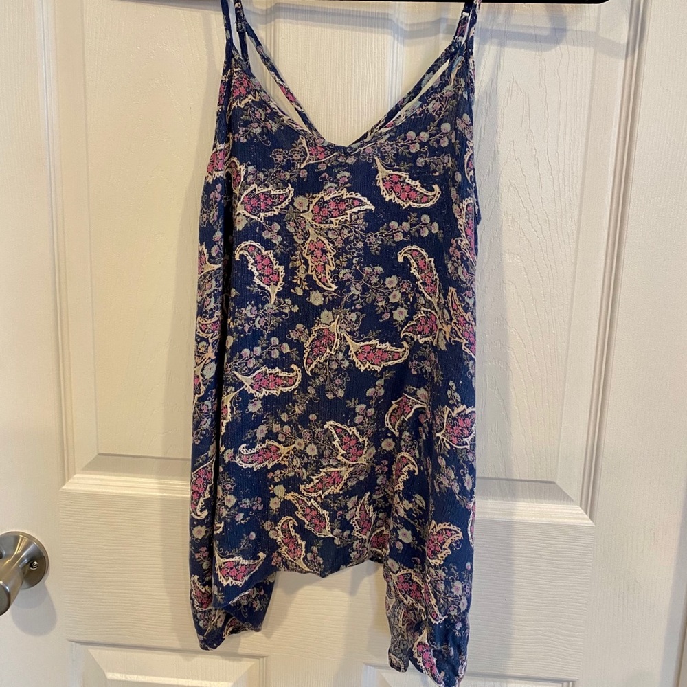 Tank top - Picture 2 of 7